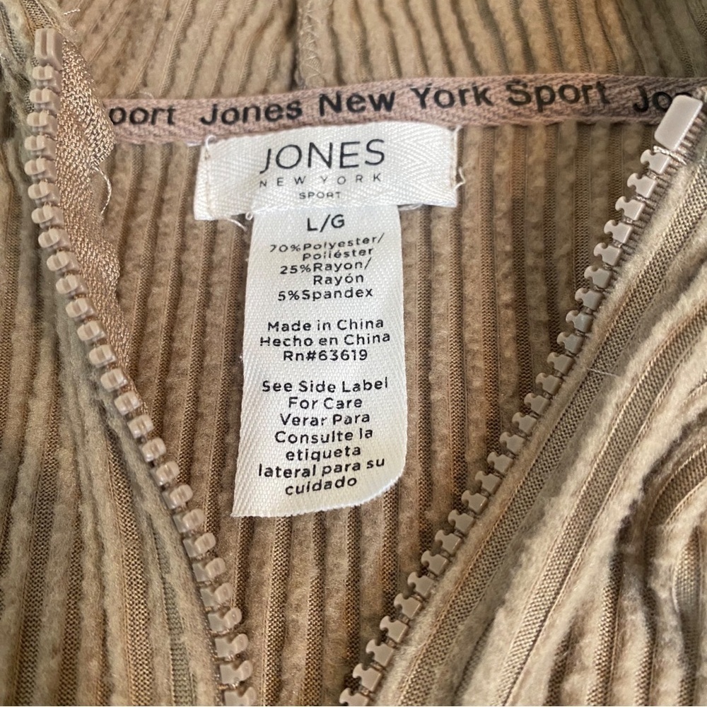 Women’s Jones New York Sport hoodie size large - Picture 5 of 6